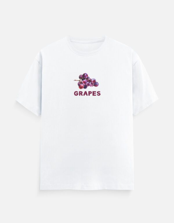 Round Neck Men’s ‘Grapes’ T-Shirt – Fresh Design with Everyday Comfort!