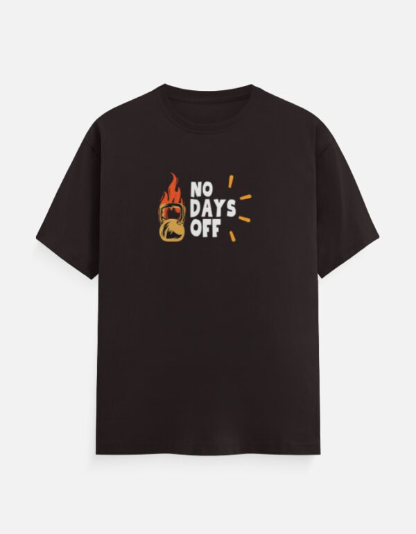 Round Neck Men’s ‘No Days Off’ T-Shirt – Push Limits with Everyday Comfort!